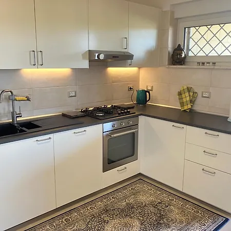 Casa - Mille Fiori 펜션 멜렌두뇨